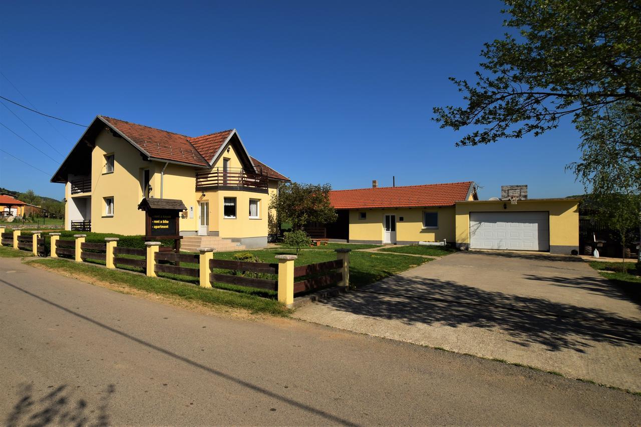 Gacka Apartment